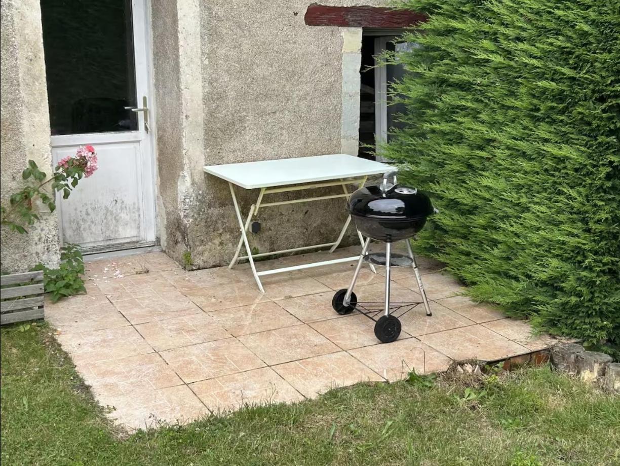 Gite Les Jardins De Terrefort Saumur Buitenkant foto